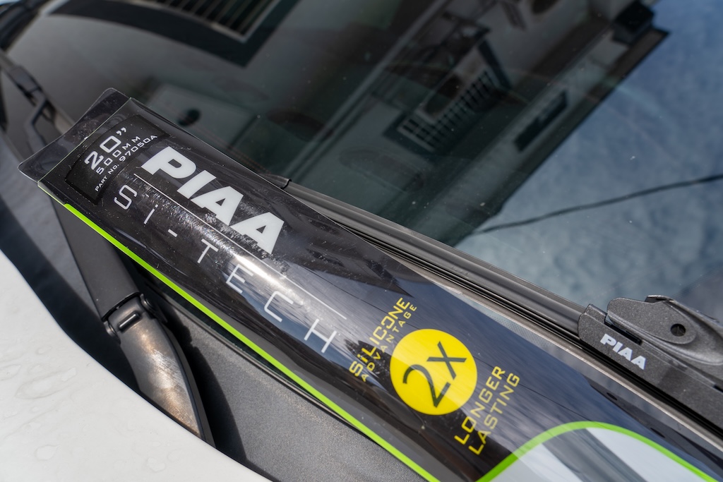 PIAA 雨刷真的值得買嗎？Si-TECH 矽膠雨刷評價、優缺點與實裝心得